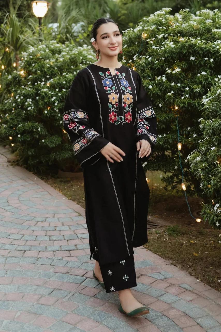 Decent Black Embroidered 2Pcs